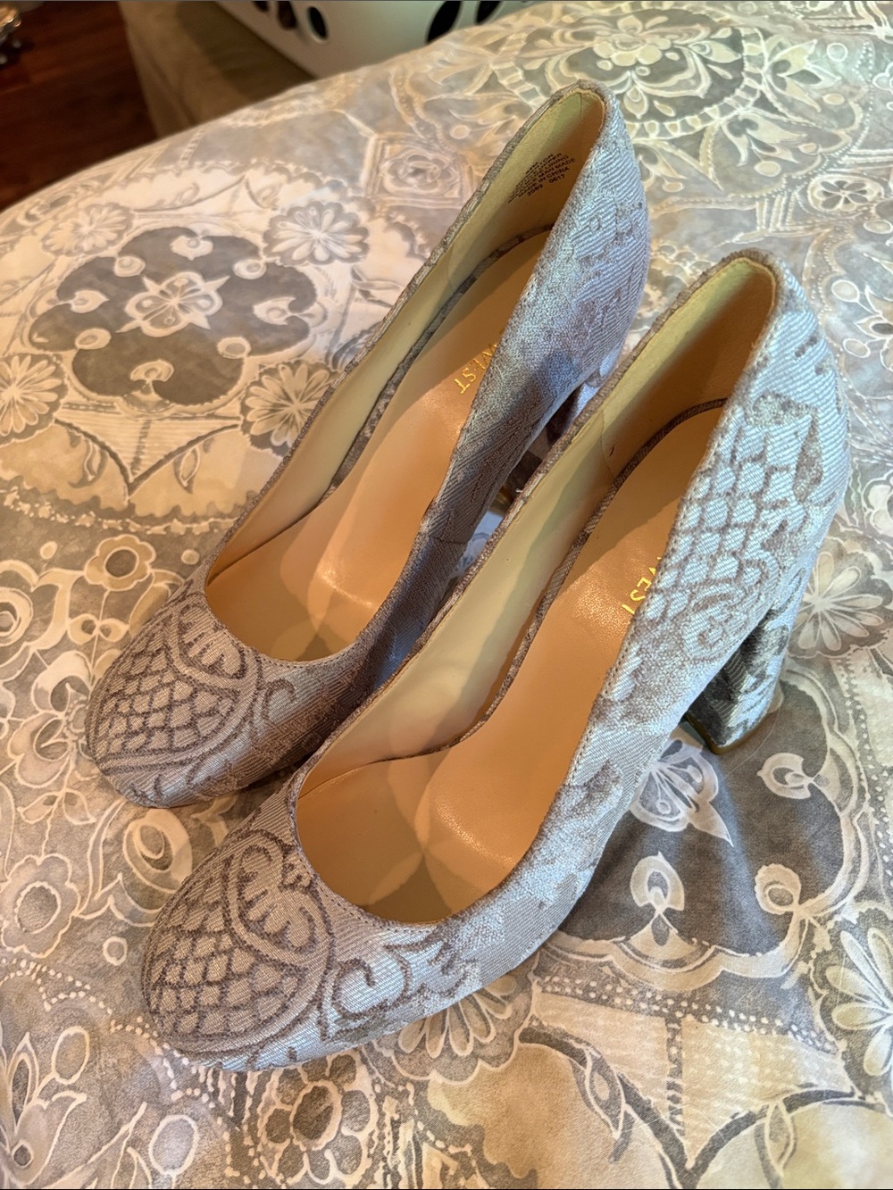 Nine West Elegant Gray Patterned Women's Block Heel Pumps